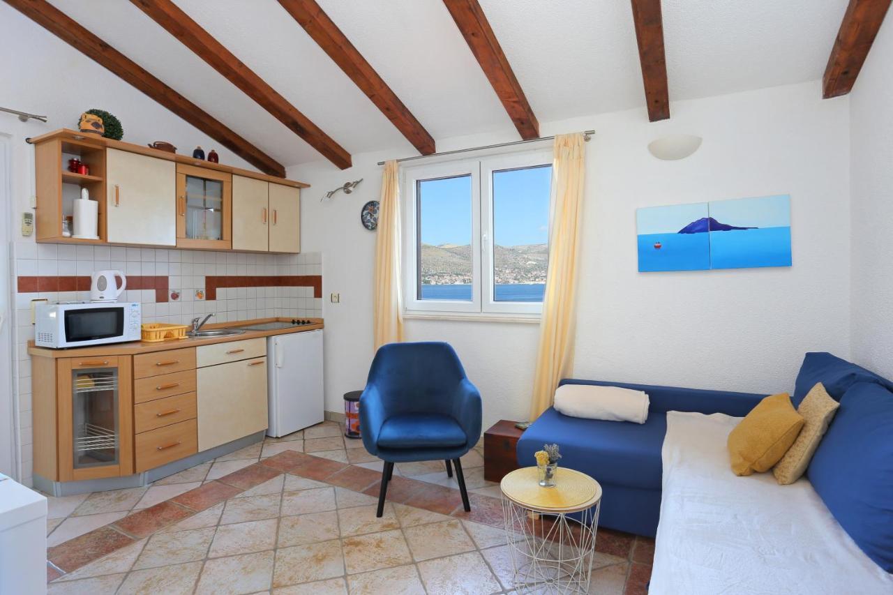 Apartments By The Sea Okrug Donji, Ciovo - 12502 奥库格哥恩基 外观 照片