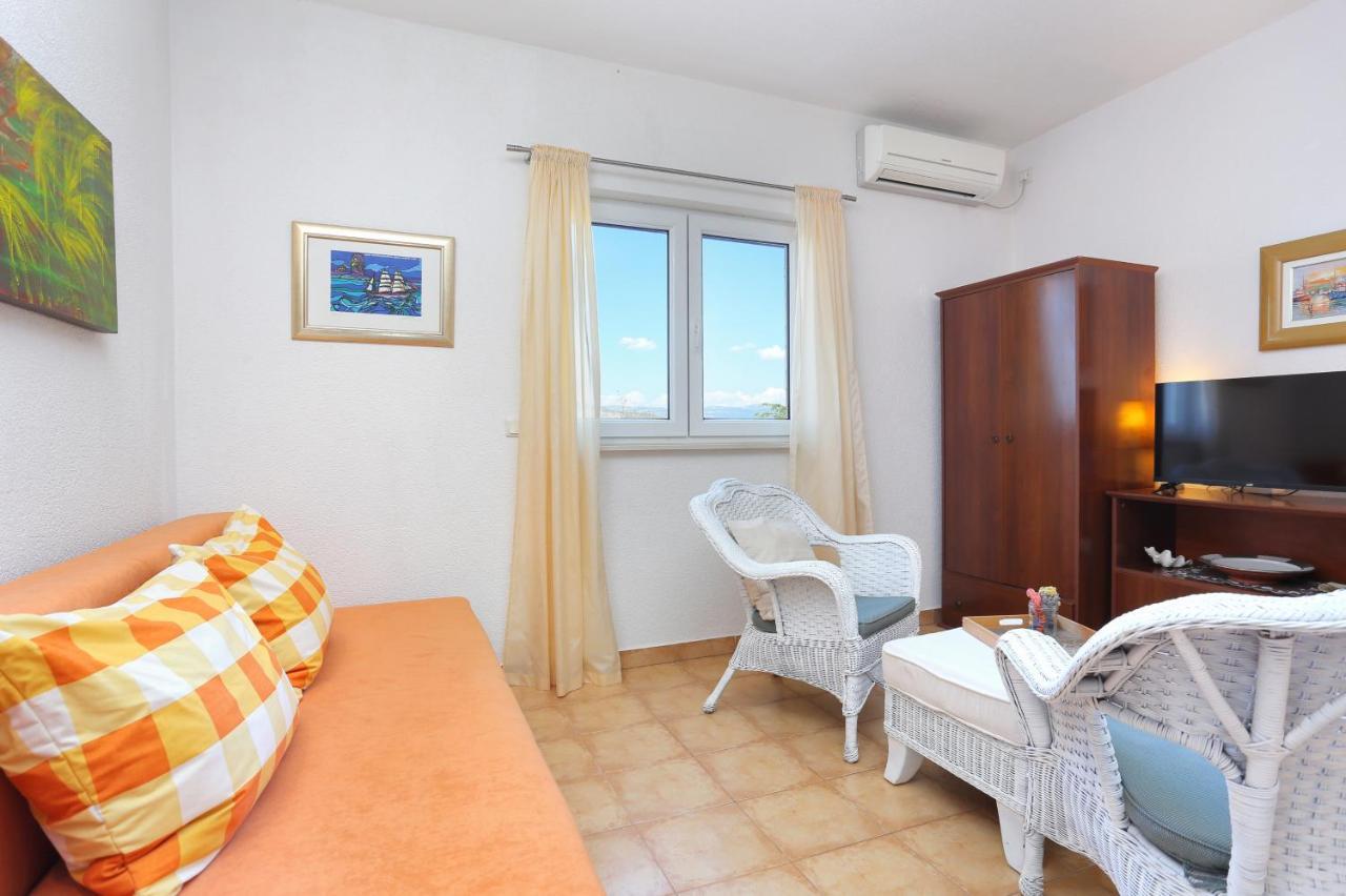 Apartments By The Sea Okrug Donji, Ciovo - 12502 奥库格哥恩基 外观 照片